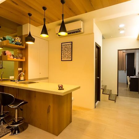 W Hostel Тайнань Экстерьер фото