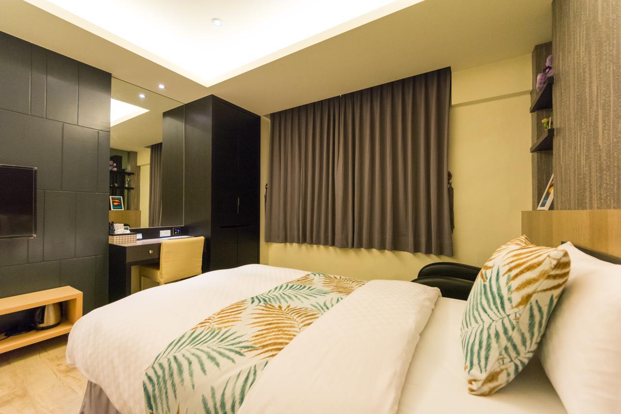 W Hostel Тайнань Экстерьер фото